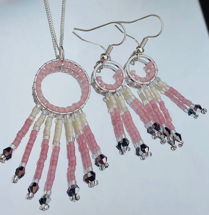 Ensemble cercle avec pierres suspendues